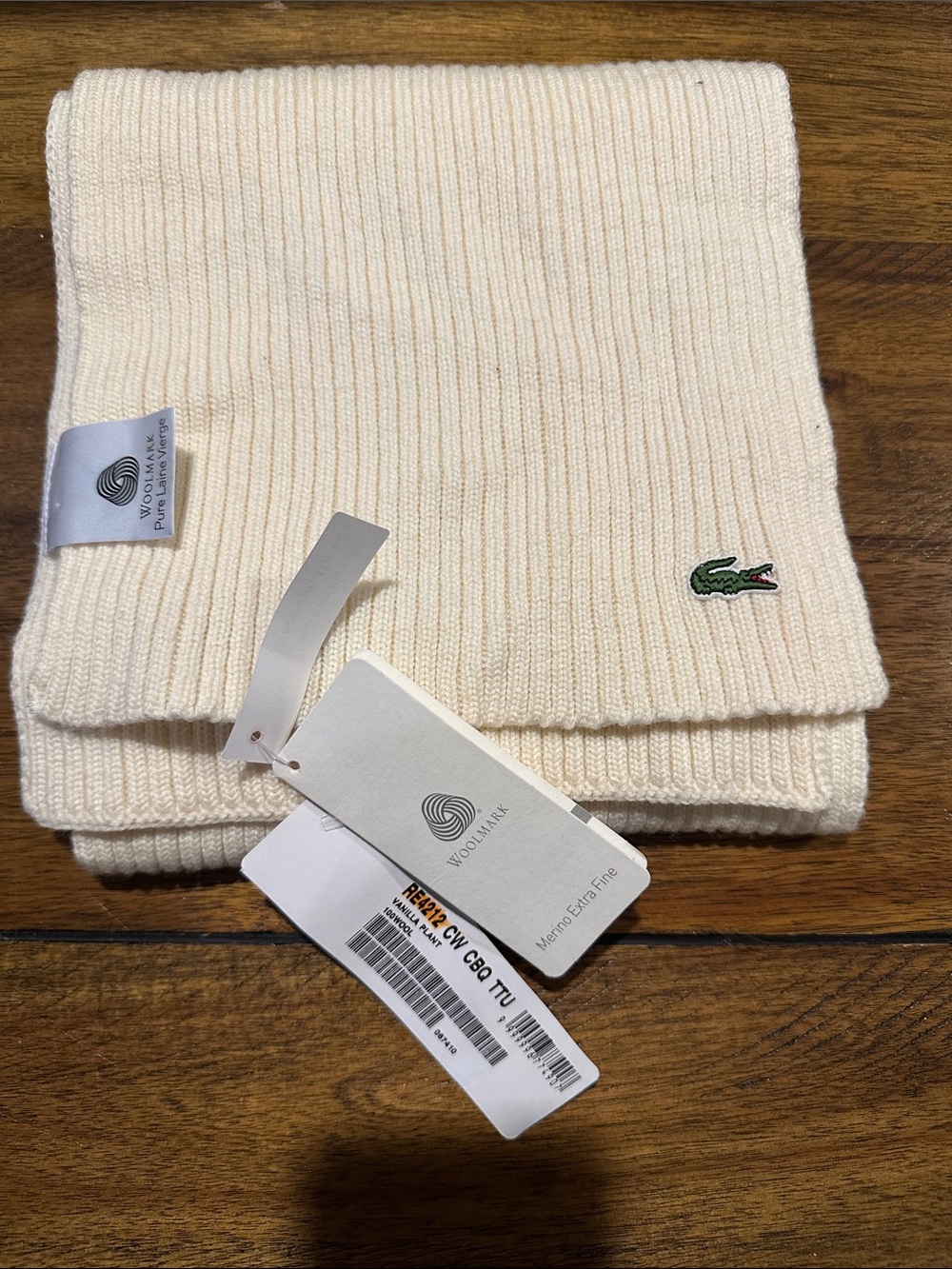 Lacoste Cream Ribbed Knit Scarf with Green Croc Accent